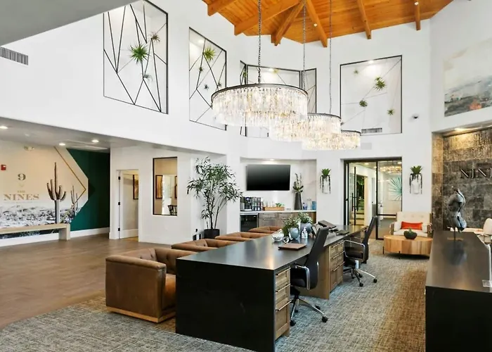 Apartment 2br Cozysuites At Kierland Commons With Pool #07 *