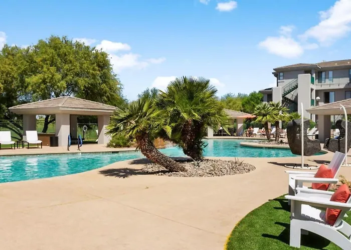 2br Cozysuites At Kierland Commons With Pool #07 Scottsdale