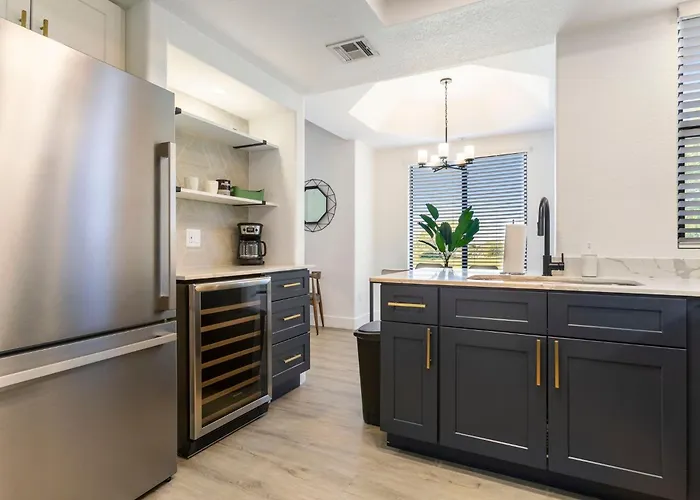 2br Cozysuites At Kierland Commons With Pool #07 Apartment Scottsdale