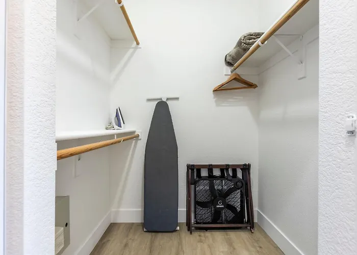 2br Cozysuites At Kierland Commons With Pool #07 Apartment *